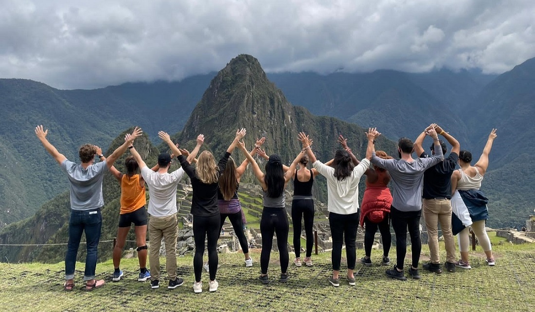 Guru Explorers Group in Machu Picchu
