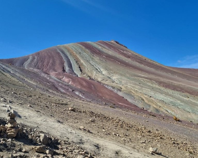 Altitud, montaña de colores